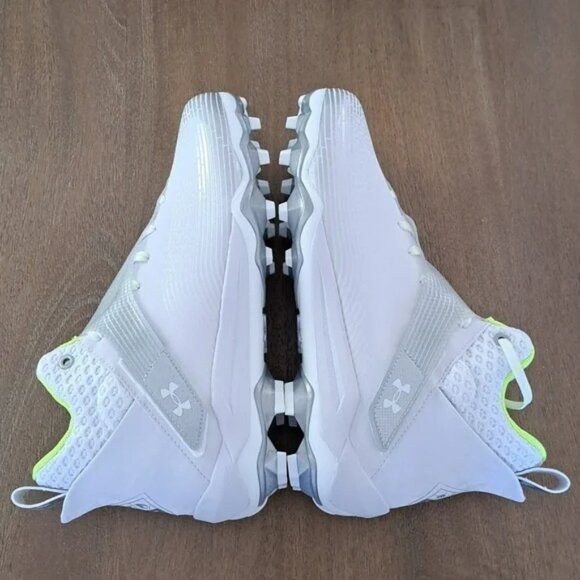 Under Armour Highlight Hammer MC Football Cleats-Color: White/Silver -Size: 11.5 - Picture 7 of 9
